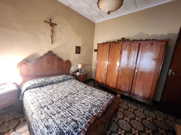 Image No.30-4 Bed Townhouse for sale