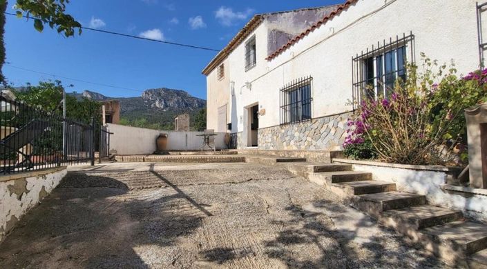 Image No.4-Maison de campagne de 4 chambres à vendre à La Romana