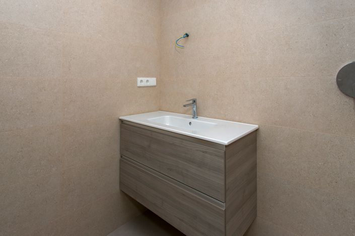 Image No.19-3 Bed Apartment for sale