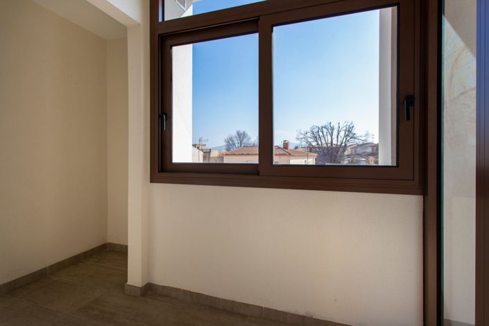 Image No.31-3 Bed Apartment for sale