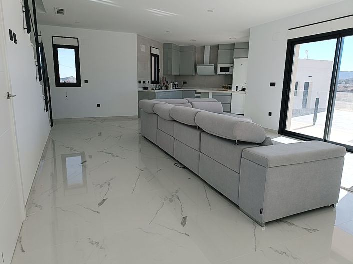 Image No.15-6 Bed Villa for sale