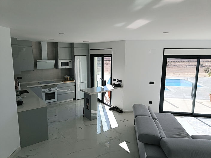 Image No.17-6 Bed Villa for sale