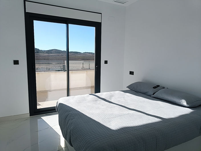 Image No.36-6 Bed Villa for sale