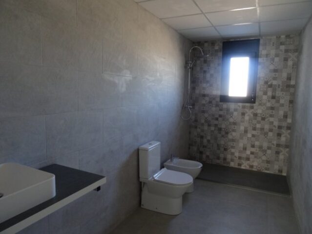 Image No.3-Villa de 3 chambres à vendre à Alicante