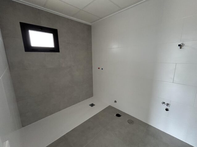 Image No.8-3 Bed Villa for sale