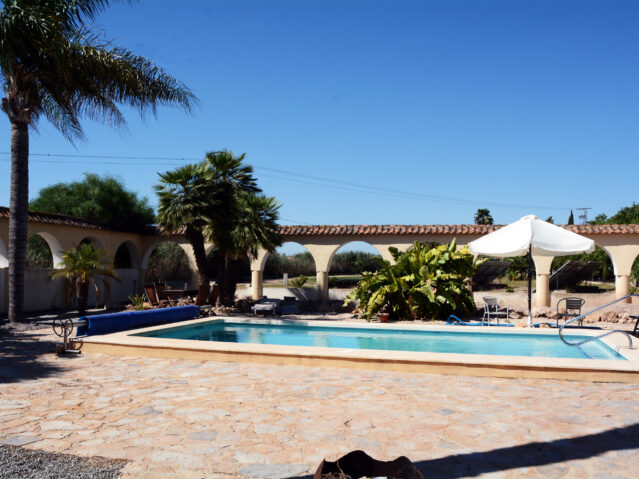 Image No.5-Villa de 6 chambres à vendre à Daya Vieja