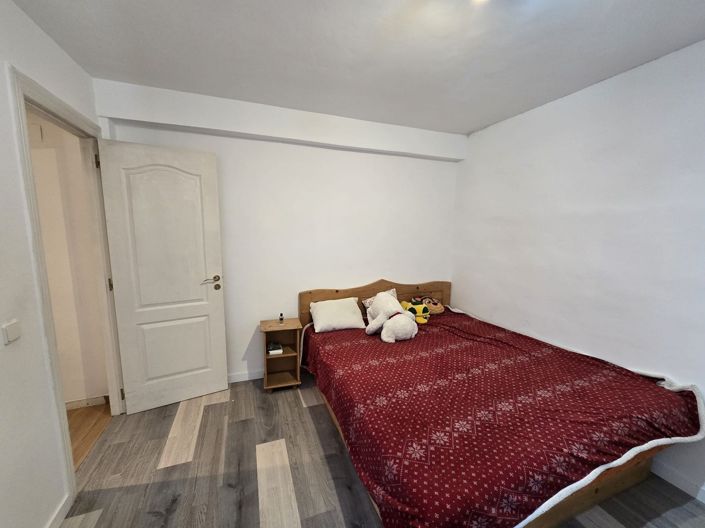 Image No.12-4 Bed Villa for sale