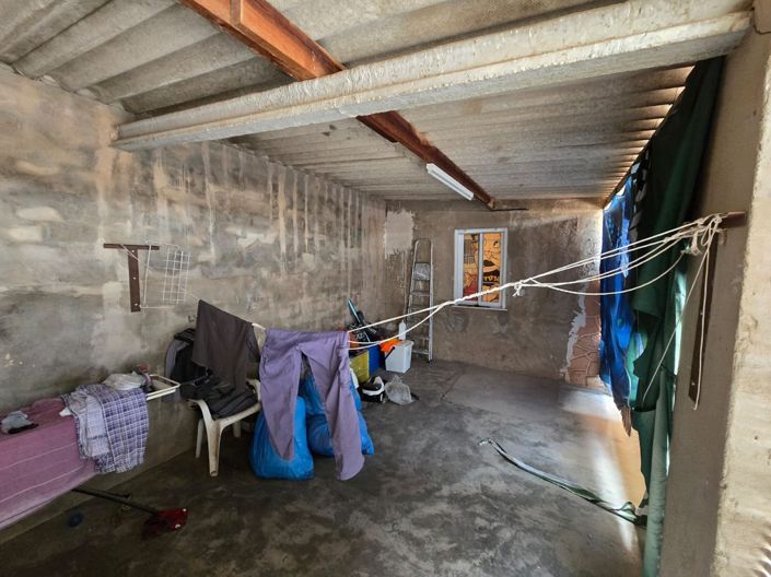 Image No.19-5 Bed Townhouse for sale