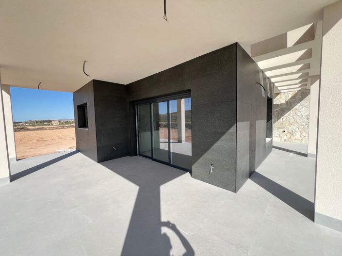 Image No.17-3 Bed Villa for sale