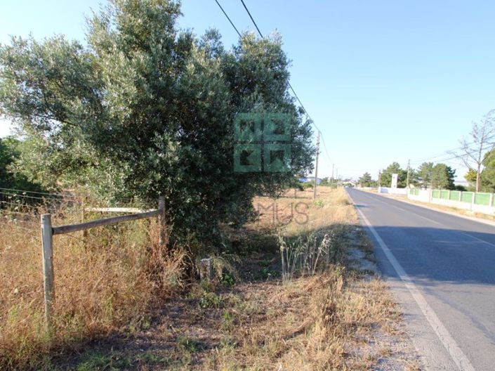 Image No.23-3 Bed Farmhouse for sale