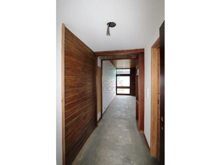 Image No.37-30 Bed Hotel for sale