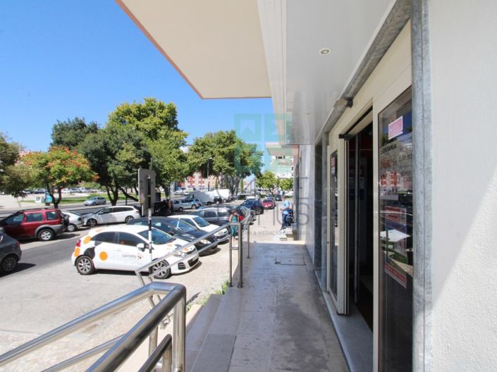 Image No.24-Commercial à vendre à Seixal