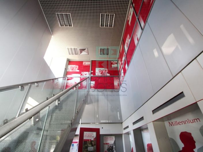 Image No.3-Commercial à vendre à Seixal