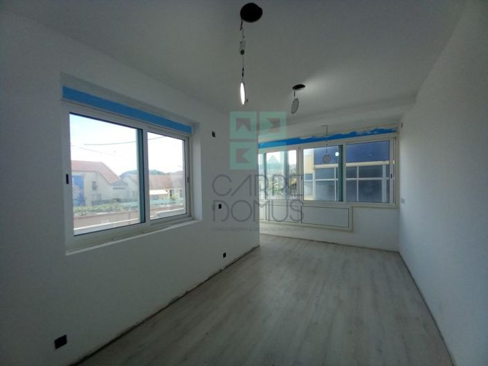 Image No.24-4 Bed Apartment for sale