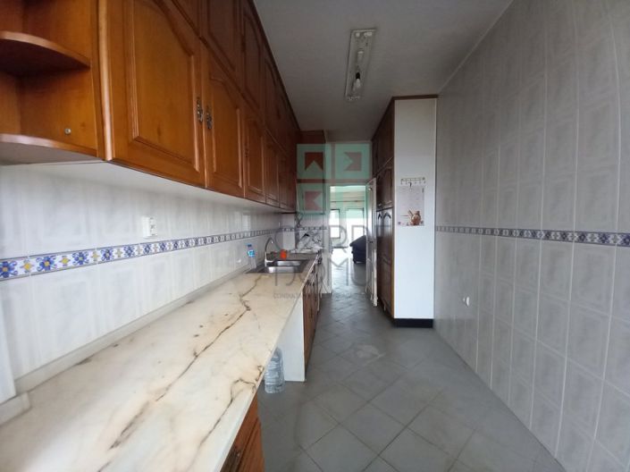 Image No.8-3 Bed Apartment for sale