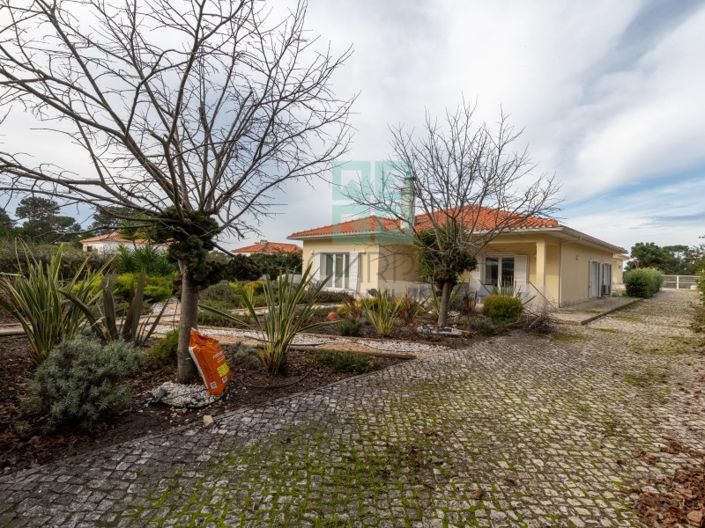 Image No.35-4 Bed House for sale