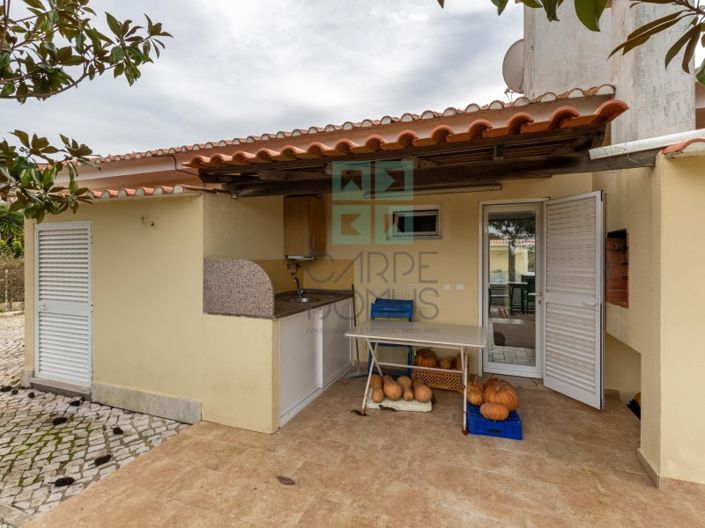 Image No.45-4 Bed House for sale