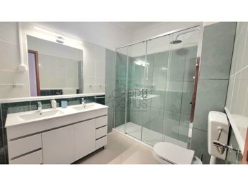 idabb48201-0000-0500-0000-000013d3b87c