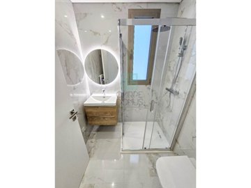 idfe4e8401-0000-0500-0000-00001408081b