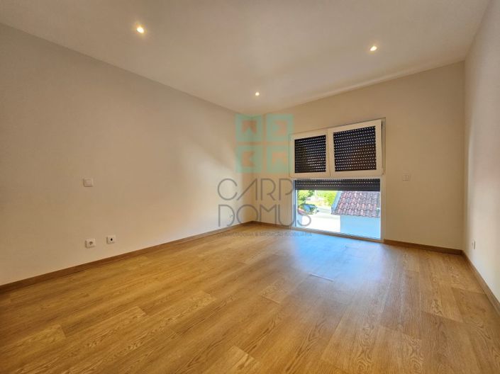 Image No.20-Maison de 4 chambres à vendre à Vila Franca de Xira