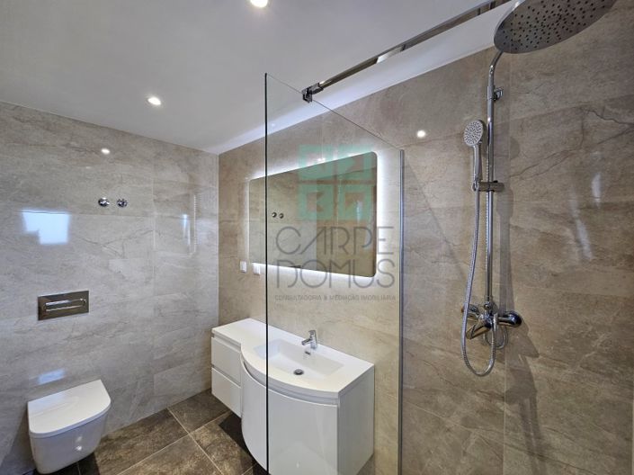 Image No.18-Maison de 4 chambres à vendre à Vila Franca de Xira