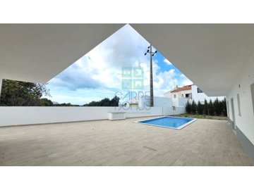 idefcb9a01-0000-0500-0000-0000158436d7