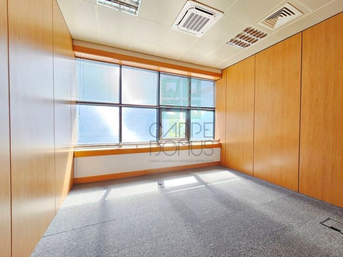 Image No.29-Commercial à vendre à Sintra