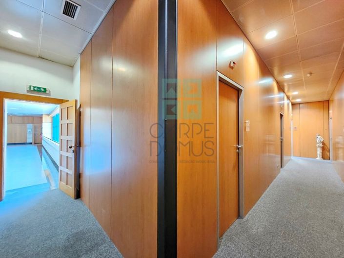 Image No.40-Commercial à vendre à Sintra