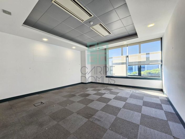 Image No.44-Commercial à vendre à Sintra