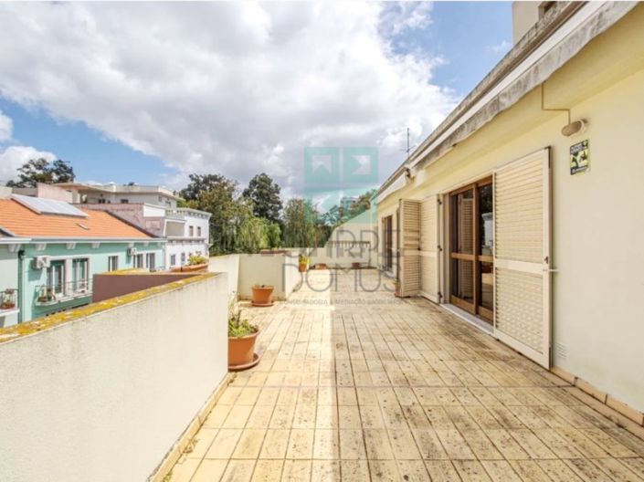 Image No.14-4 Bed Apartment for sale