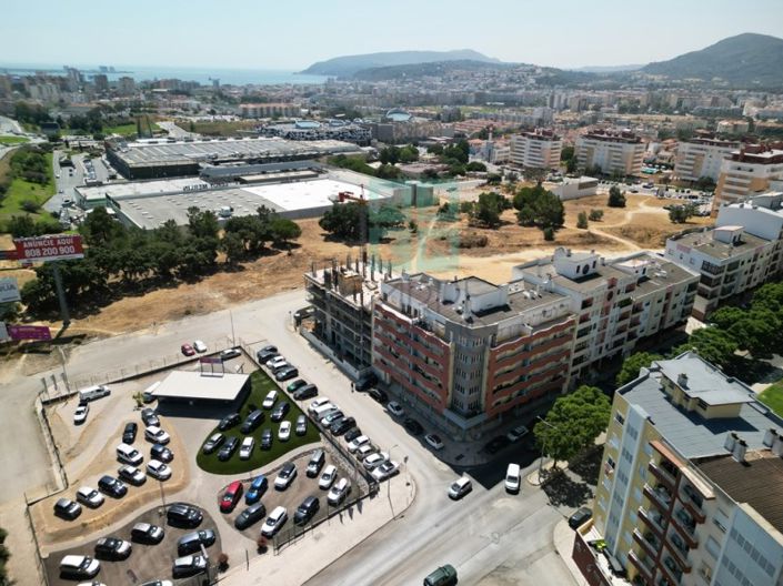 Image No.33-2 Bed Apartment for sale