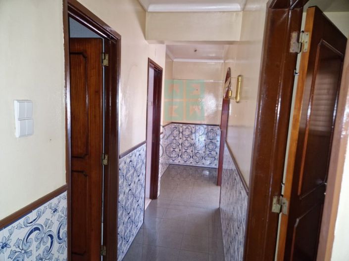 Image No.15-3 Bed Apartment for sale