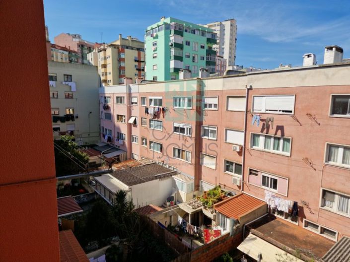 Image No.26-3 Bed Apartment for sale