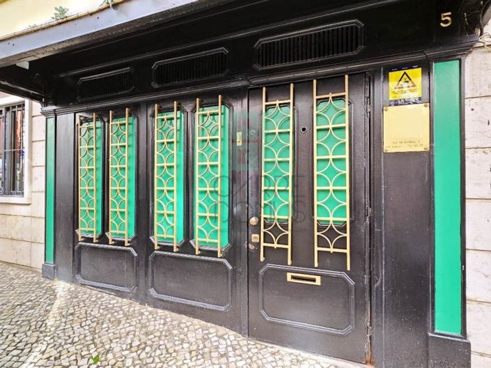 Image No.35-Commercial à vendre à Lisbon
