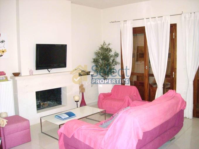 Image No.10-Villa de 2 chambres à vendre à Armeni