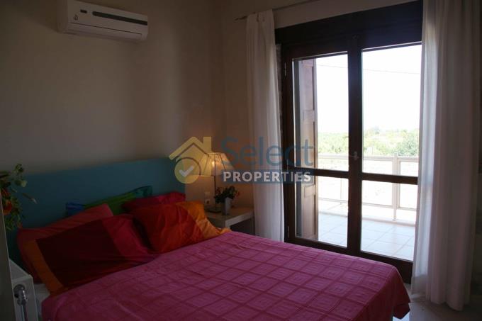 Image No.7-Villa de 2 chambres à vendre à Armeni