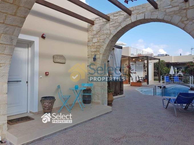 Image No.2-Maison de 1 chambre à vendre à Nopigia