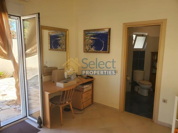 Image No.6-5 Bed Villa for sale