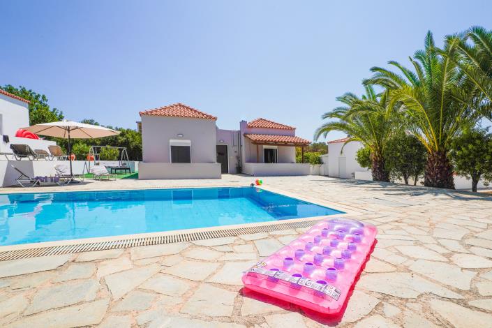 Image No.3-Villa de 2 chambres à vendre à Chorafakia