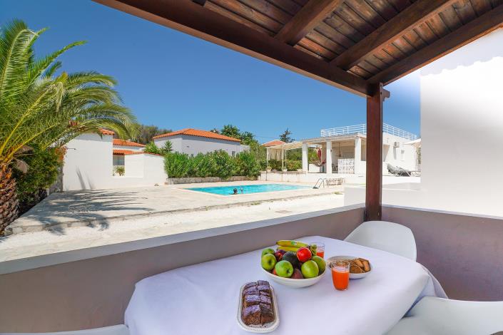 Image No.6-Villa de 2 chambres à vendre à Chorafakia