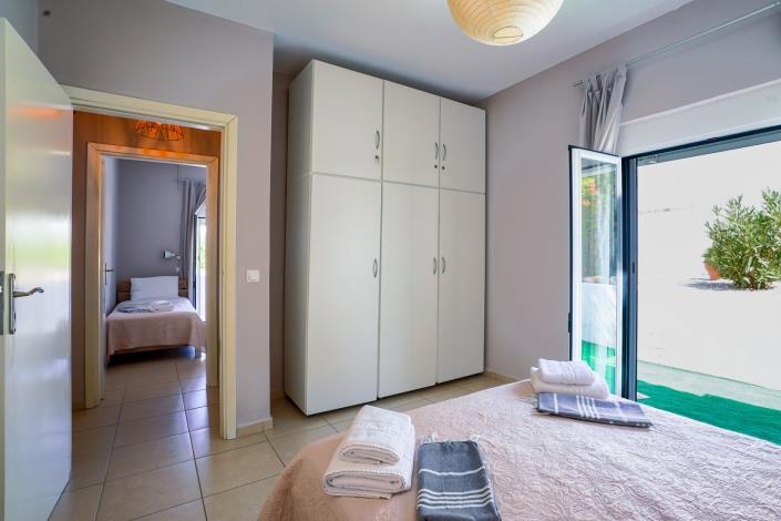 Image No.20-Villa de 2 chambres à vendre à Chorafakia