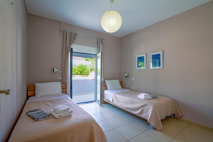 Image No.21-Villa de 2 chambres à vendre à Chorafakia