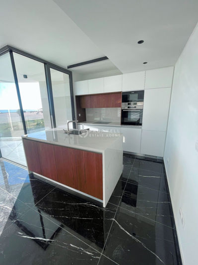 Image No.2-Appartement de 2 chambres à vendre à Larnaca