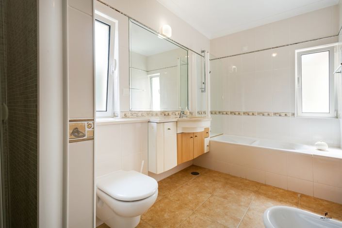 Image No.16-Villa de 4 chambres à vendre à Lagoa