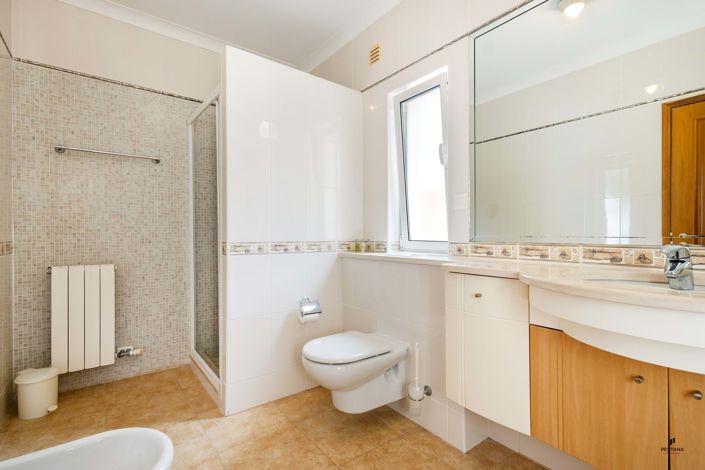 Image No.17-Villa de 4 chambres à vendre à Lagoa