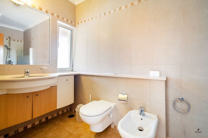 Image No.22-Villa de 4 chambres à vendre à Lagoa