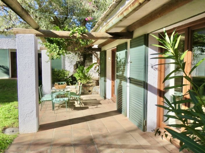 Image No.8-4 Bed Property for sale