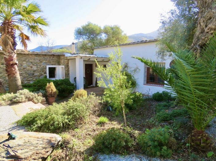 Image No.9-4 Bed Property for sale