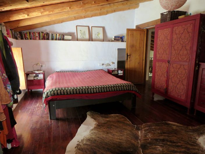 Image No.33-6 Bed Property for sale