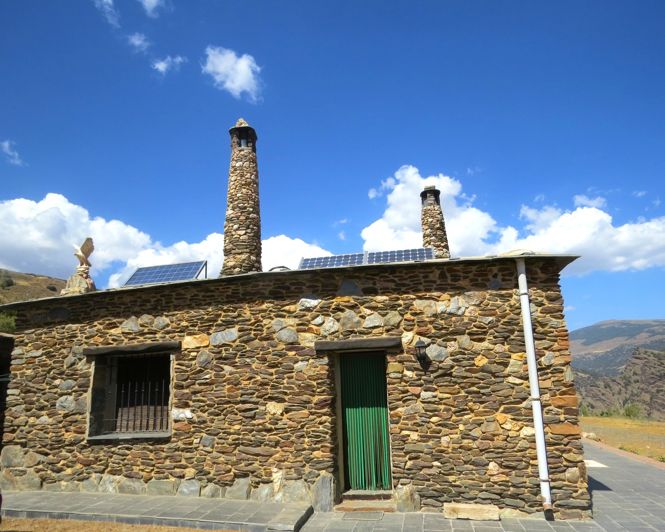 Image No.11-3 Bed Property for sale